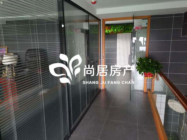 微(wēi)家(jiā)自(zì)由城(chéng)8